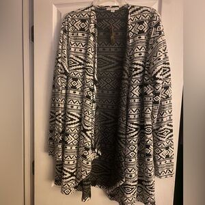 American Eagle Outfitters Black and White Patterned Cardigan